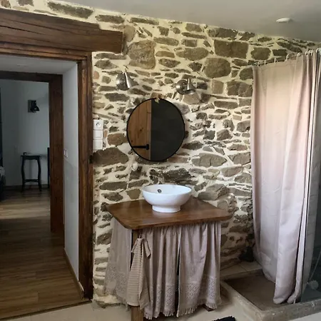 Holiday home Maison Belle Vue Requista